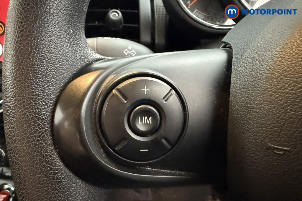 Mini Hatchback Cooper Classic Manual Petrol Hatchback - Stock Number (1602572) - 4th supplementary image