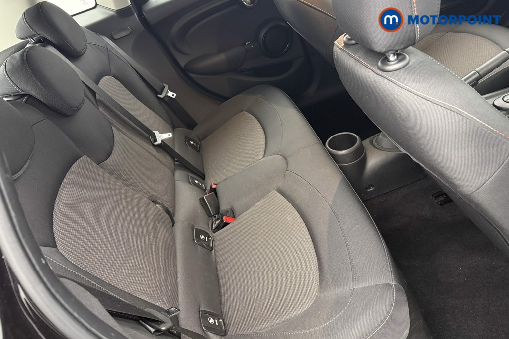 Mini Hatchback Cooper Classic Manual Petrol Hatchback - Stock Number (1602572) - 19th supplementary image