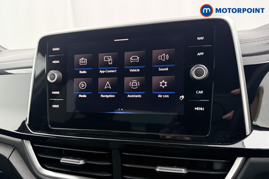 Volkswagen T-Roc R-Line Manual Petrol SUV - Stock Number (1602823) - 7th supplementary image