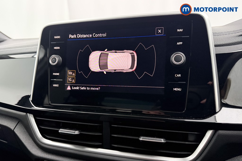 Volkswagen T-Roc R-Line Manual Petrol SUV - Stock Number (1602823) - 14th supplementary image