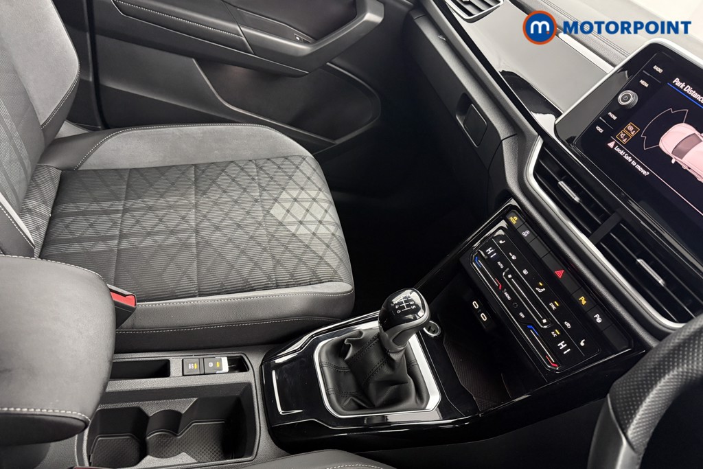 Volkswagen T-Roc R-Line Manual Petrol SUV - Stock Number (1602823) - 19th supplementary image