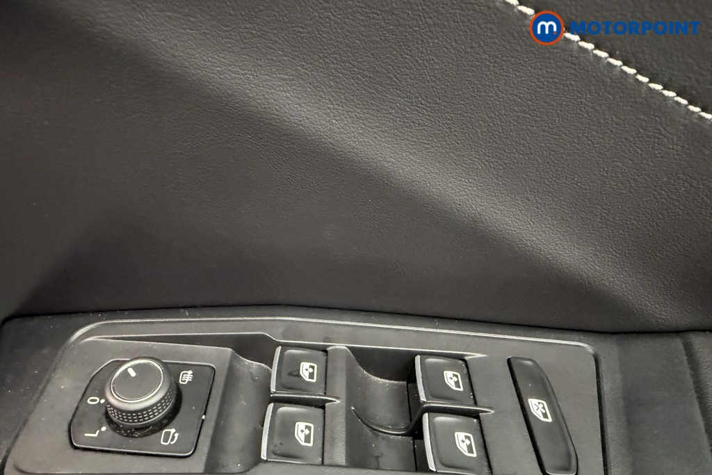 Volkswagen T-Roc R-Line Manual Petrol SUV - Stock Number (1602823) - 22nd supplementary image