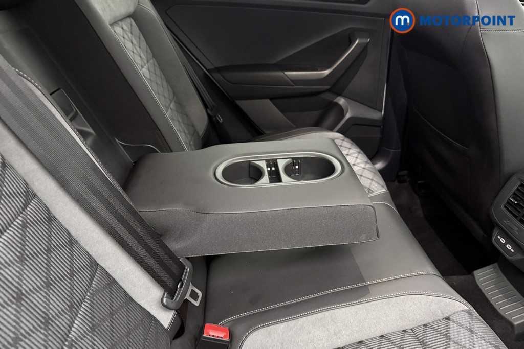 Volkswagen T-Roc R-Line Manual Petrol SUV - Stock Number (1602823) - 27th supplementary image