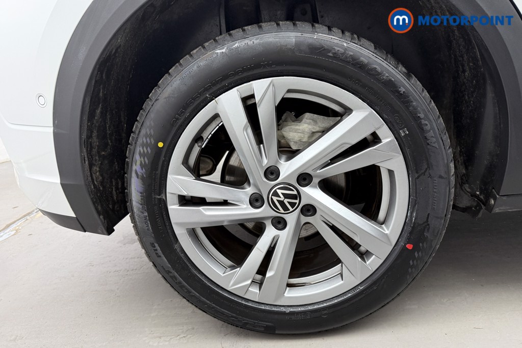 Volkswagen T-Roc R-Line Manual Petrol SUV - Stock Number (1602823) - 35th supplementary image