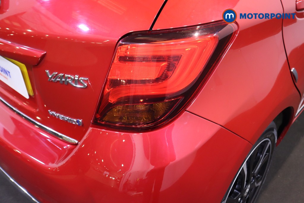 Toyota Yaris Design Automatic Petrol-Electric Hybrid Hatchback - Stock Number (1603251) - 27th supplementary image