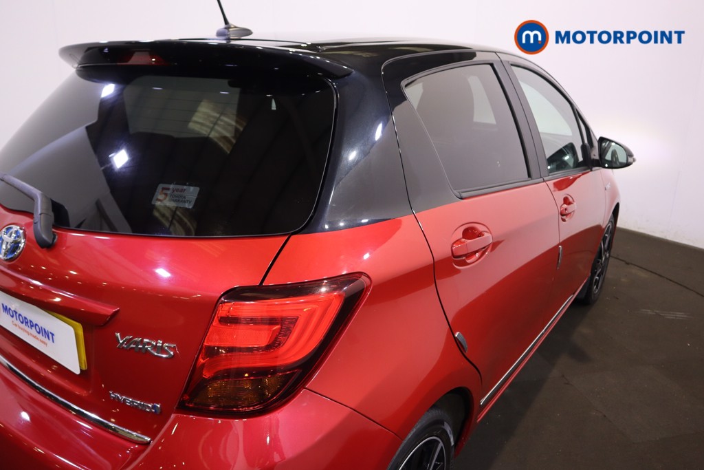 Toyota Yaris Design Automatic Petrol-Electric Hybrid Hatchback - Stock Number (1603251) - 28th supplementary image