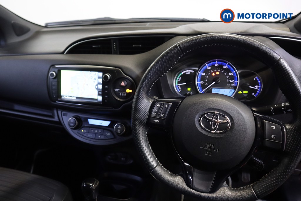 Toyota Yaris Design Automatic Petrol-Electric Hybrid Hatchback - Stock Number (1603251) - 1st supplementary image