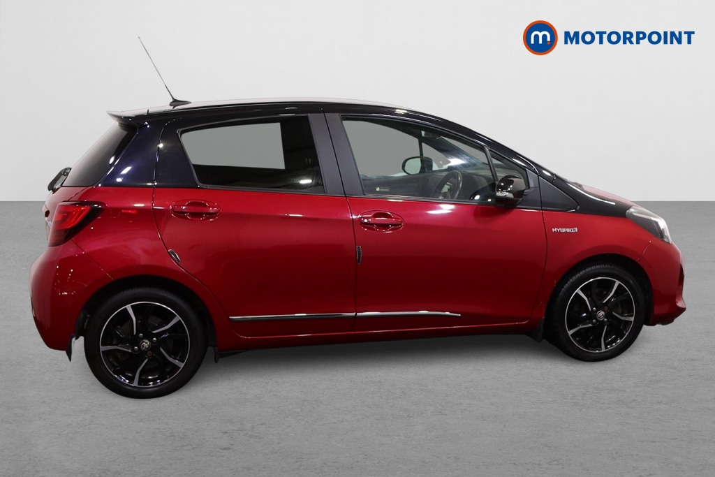 Toyota Yaris Design Automatic Petrol-Electric Hybrid Hatchback - Stock Number (1603251) - Drivers side