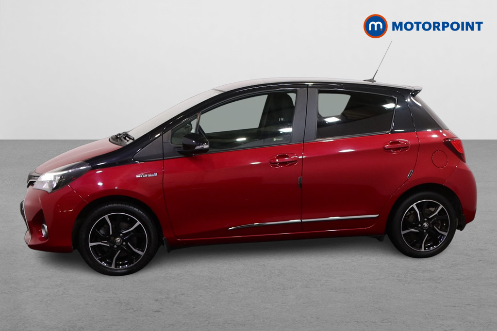 Toyota Yaris Design Automatic Petrol-Electric Hybrid Hatchback - Stock Number (1603251) - Passenger side