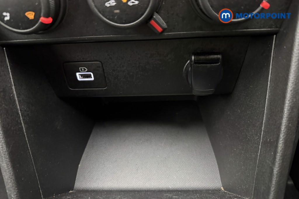 Dacia Sandero Stepway Comfort Manual Petrol Hatchback - Stock Number (1603362) - 14th supplementary image