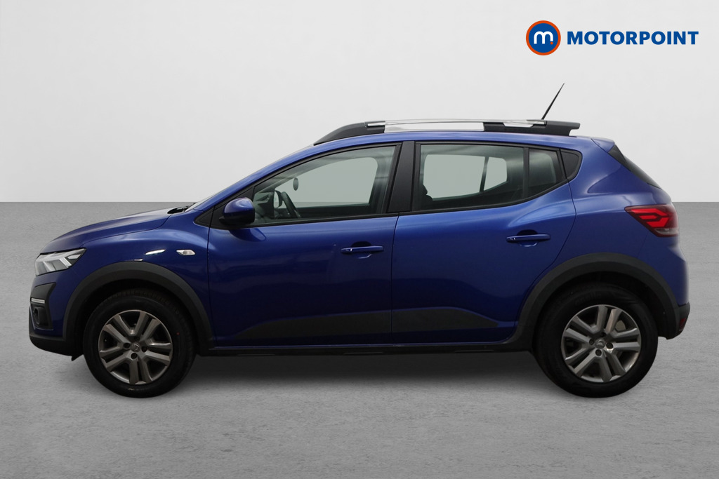 Dacia Sandero Stepway Comfort Manual Petrol Hatchback - Stock Number (1603362) - Passenger side