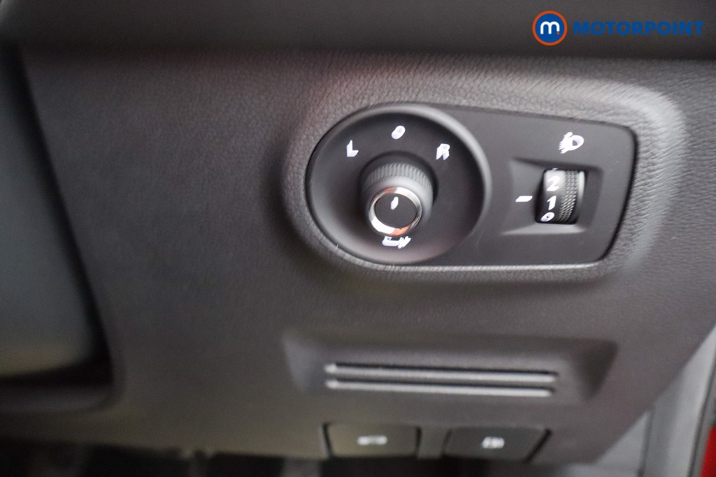 Mg Motor Uk ZS Exclusive Manual Petrol SUV - Stock Number (1603712) - 6th supplementary image