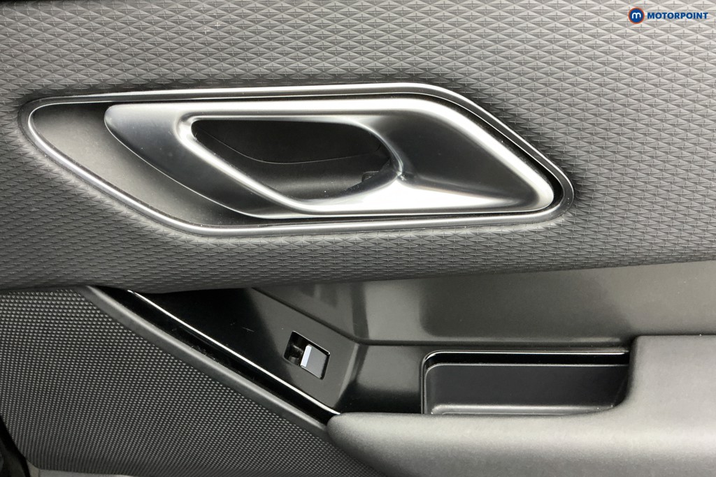 Land Rover Range Rover Velar 2.0 D200 5Dr Auto Automatic Diesel SUV - Stock Number (1604079) - 30th supplementary image