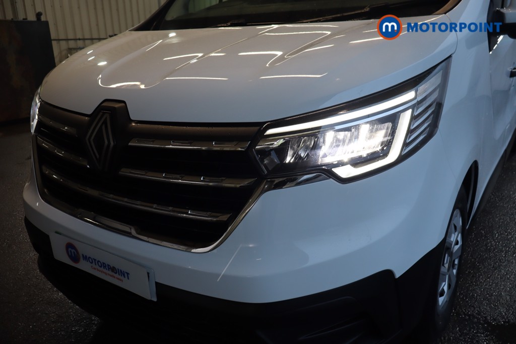 Renault Trafic Advance Automatic Electric Panel Van - Stock Number (1604257) - 24th supplementary image