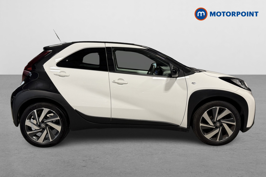 Toyota Aygo X Edge Manual Petrol Hatchback - Stock Number (1604466) - Drivers side