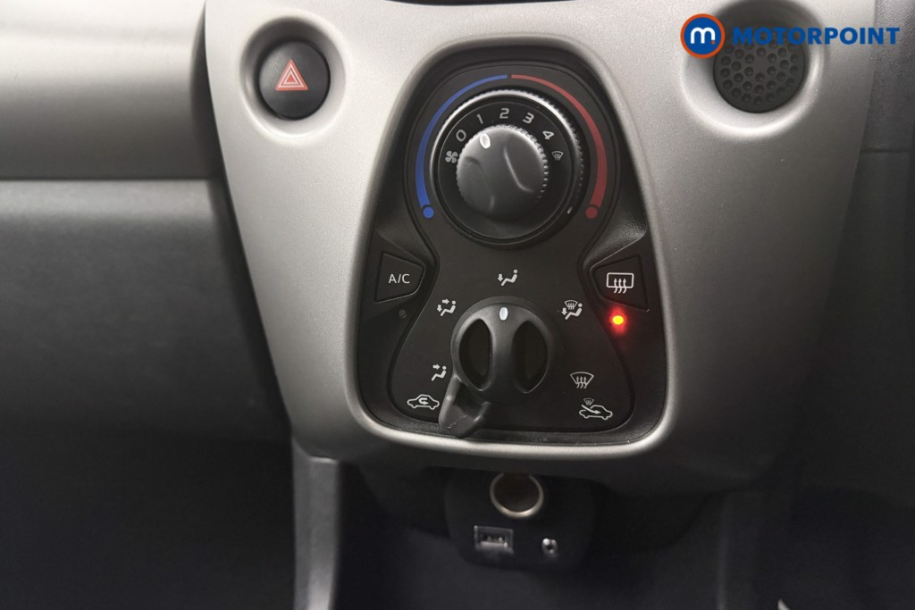 Peugeot 108 Active Manual Petrol Hatchback - Stock Number (1604478) - 10th supplementary image