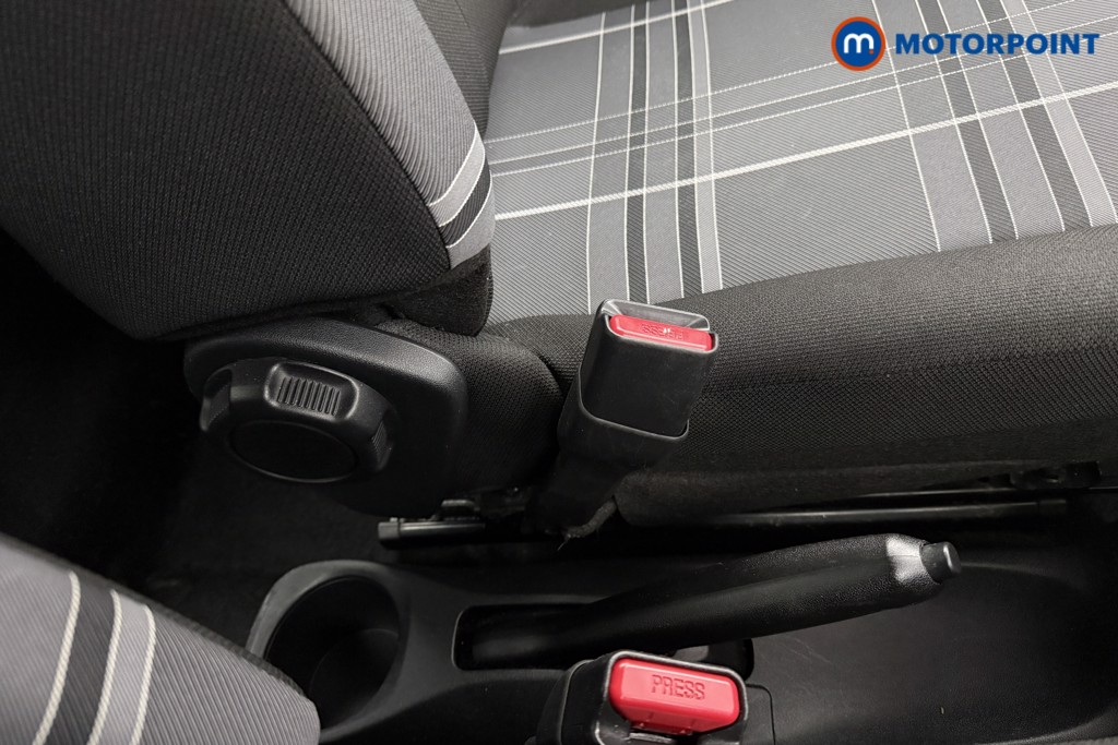 Peugeot 108 Active Manual Petrol Hatchback - Stock Number (1604478) - 12th supplementary image