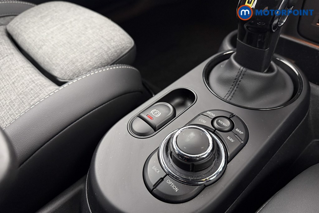 Mini Hatchback Cooper S Level 2 Automatic Electric Hatchback - Stock Number (1604480) - 15th supplementary image