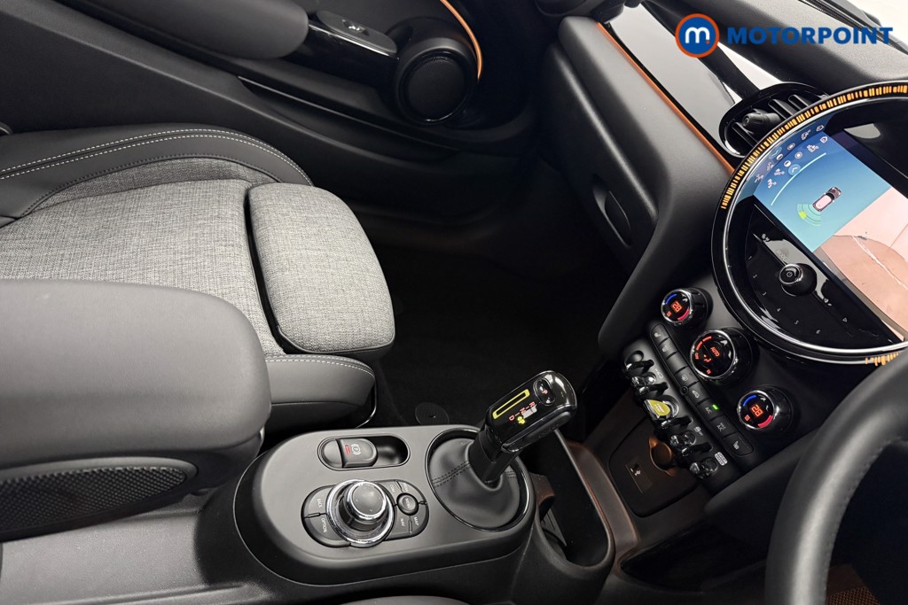 Mini Hatchback Cooper S Level 2 Automatic Electric Hatchback - Stock Number (1604480) - 17th supplementary image