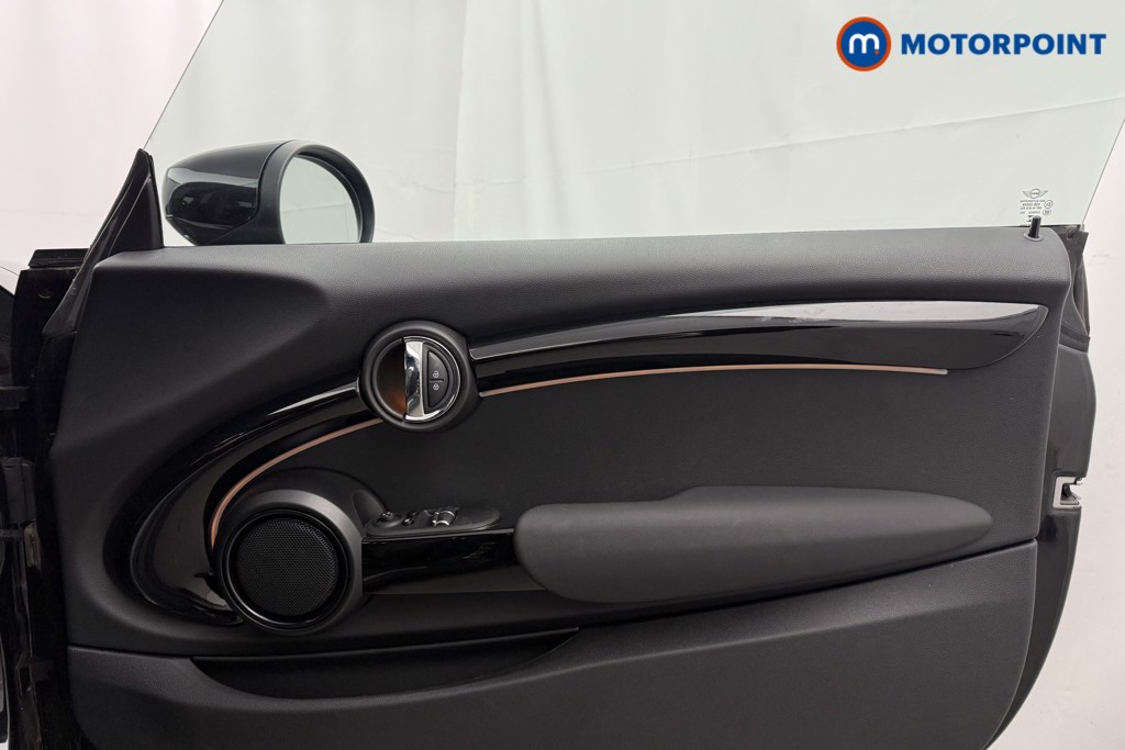 Mini Hatchback Cooper S Level 2 Automatic Electric Hatchback - Stock Number (1604480) - 20th supplementary image