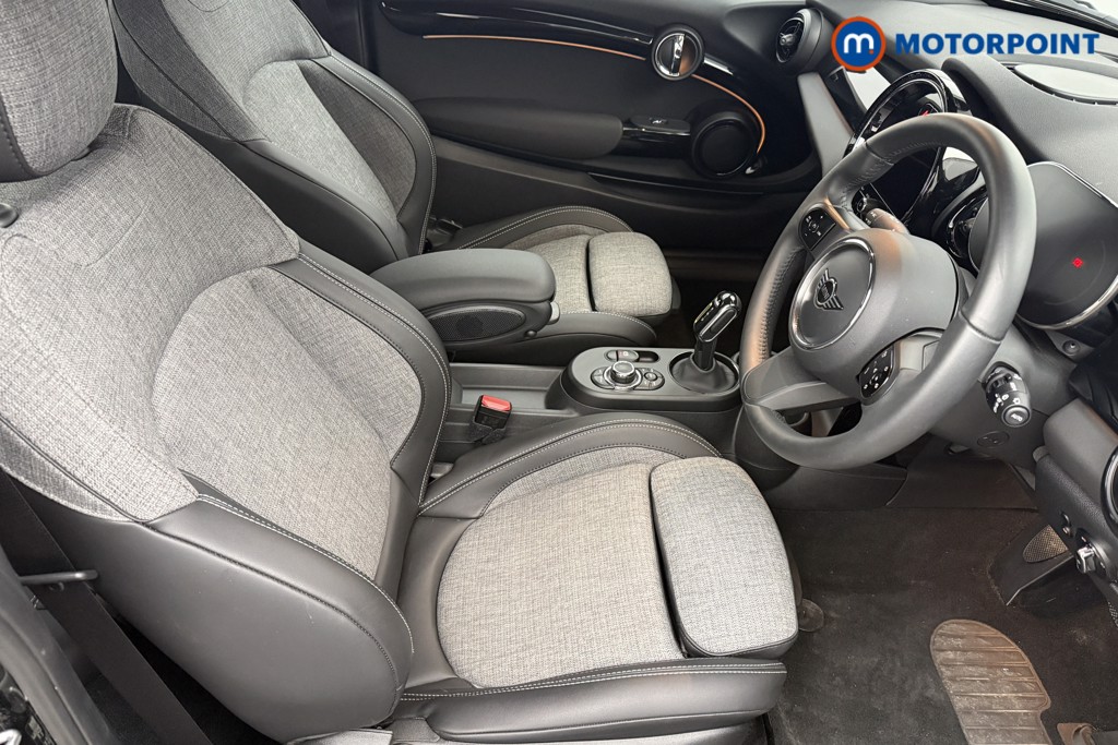 Mini Hatchback Cooper S Level 2 Automatic Electric Hatchback - Stock Number (1604480) - 22nd supplementary image