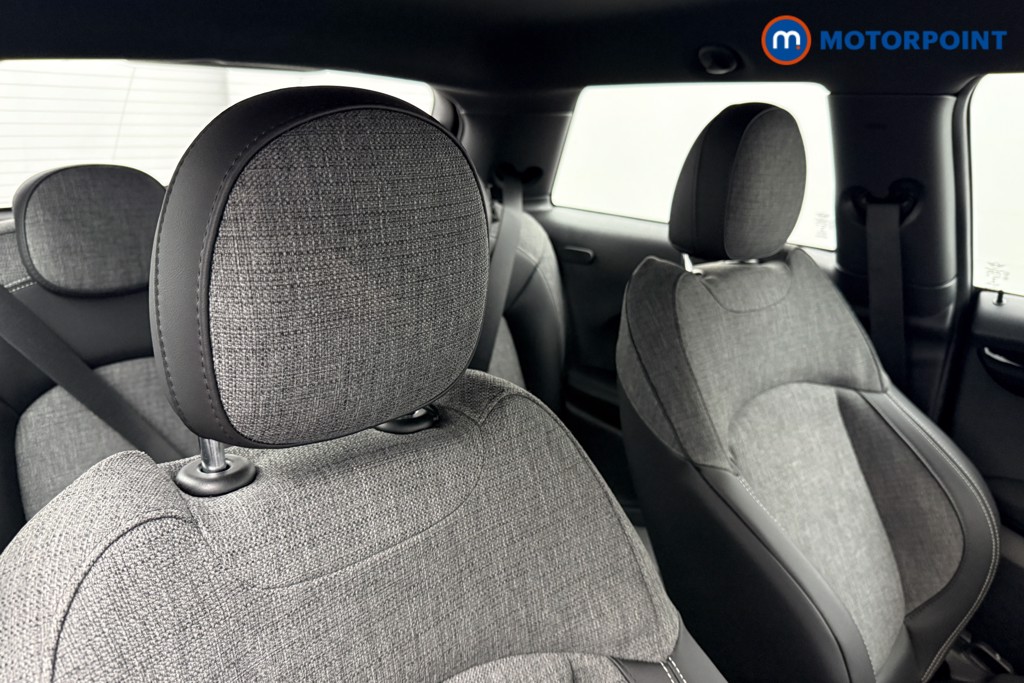 Mini Hatchback Cooper S Level 2 Automatic Electric Hatchback - Stock Number (1604480) - 23rd supplementary image