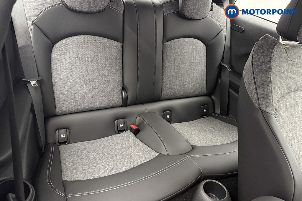 Mini Hatchback Cooper S Level 2 Automatic Electric Hatchback - Stock Number (1604480) - 24th supplementary image