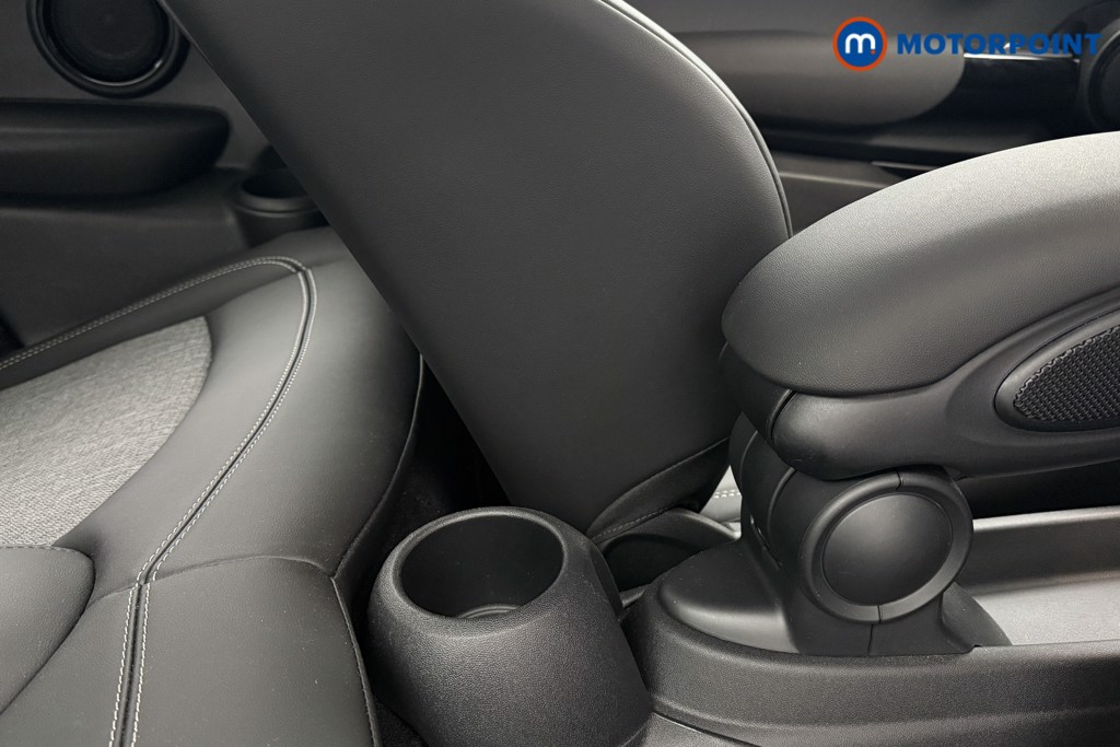 Mini Hatchback Cooper S Level 2 Automatic Electric Hatchback - Stock Number (1604480) - 25th supplementary image