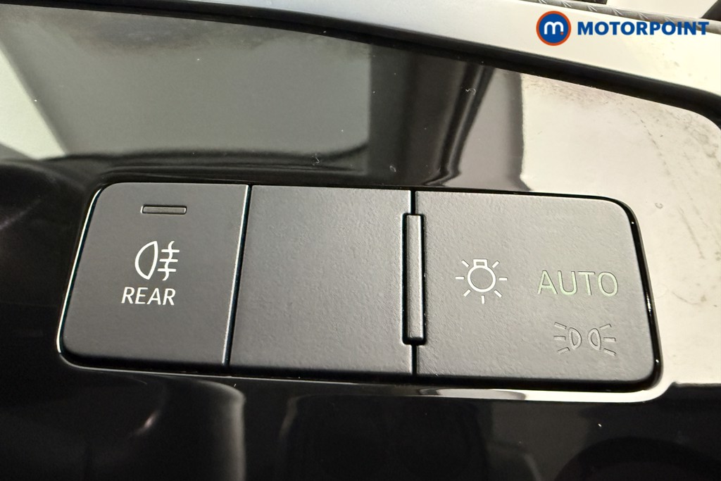 Audi Q3 Technik Automatic Petrol Plug-In Hybrid SUV - Stock Number (1604492) - 16th supplementary image