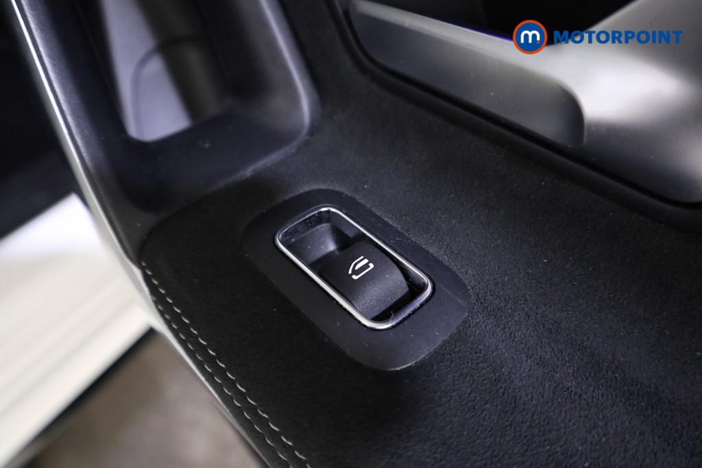 Mercedes-Benz A Class Amg Line Edition Automatic Petrol Plug-In Hybrid Saloon - Stock Number (1604634) - 19th supplementary image