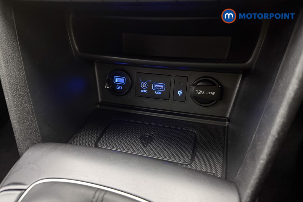 Hyundai Kona Premium Manual Petrol SUV - Stock Number (1604677) - 14th supplementary image