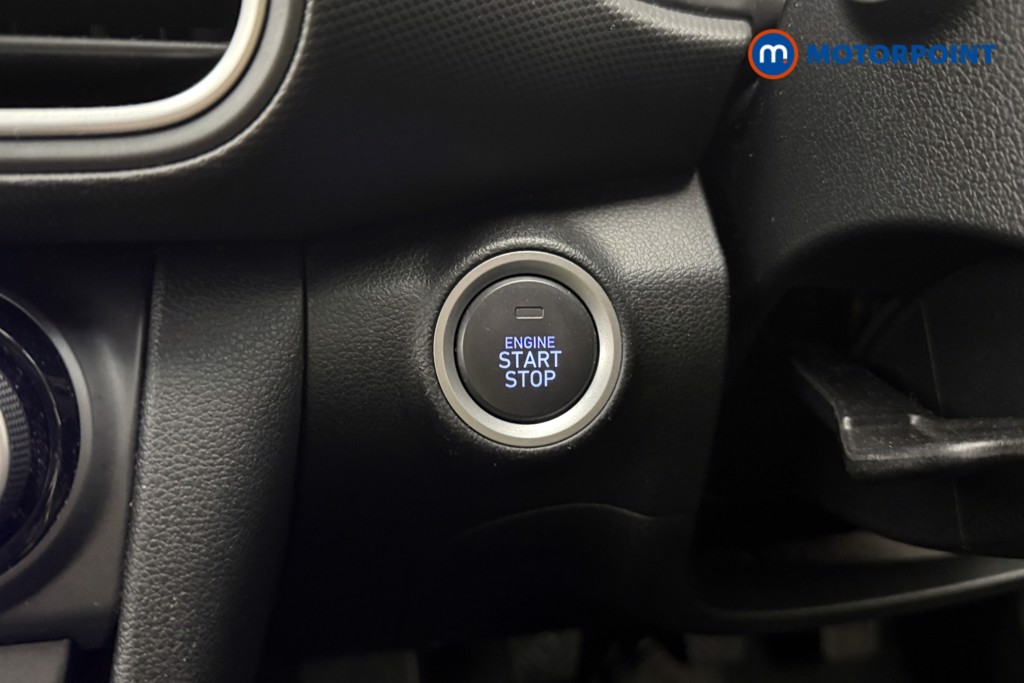 Hyundai Kona Premium Manual Petrol SUV - Stock Number (1604677) - 17th supplementary image