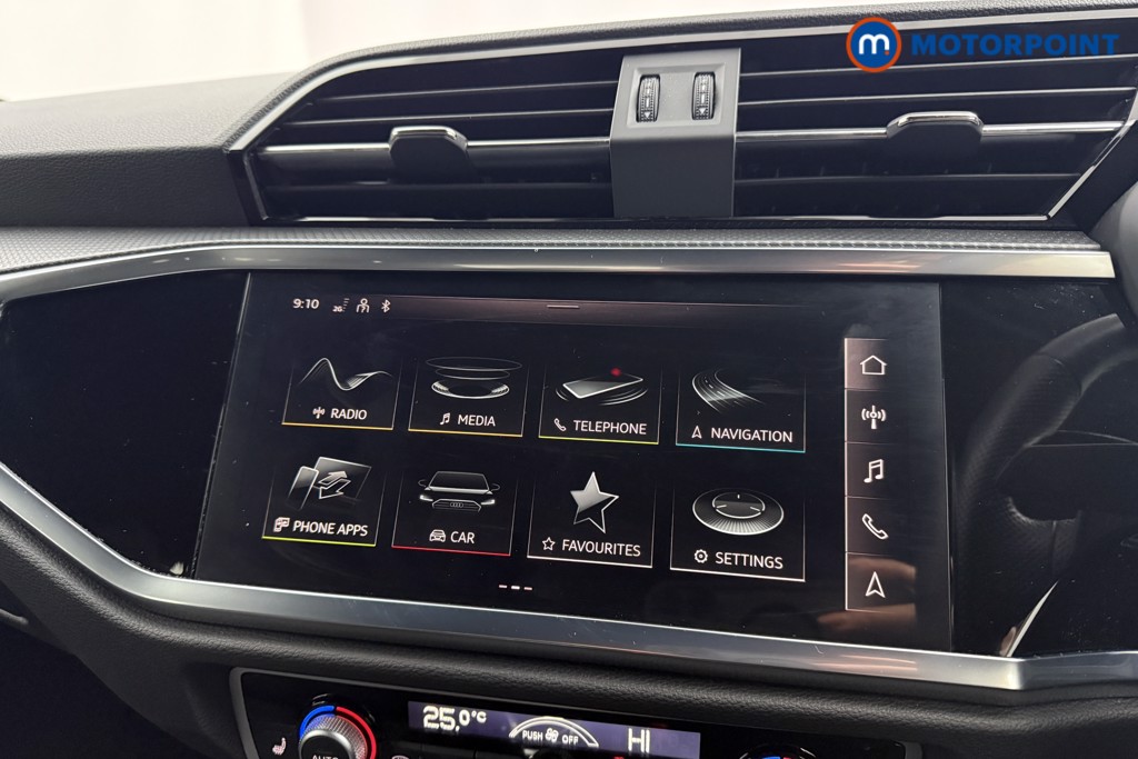 Audi Q3 Black Edition Automatic Petrol SUV - Stock Number (1604784) - 7th supplementary image