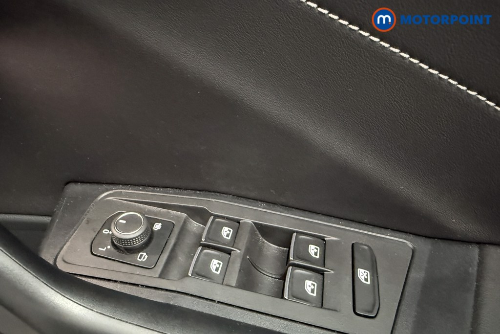 Volkswagen T-Roc R-Line Automatic Petrol SUV - Stock Number (1604807) - 21st supplementary image