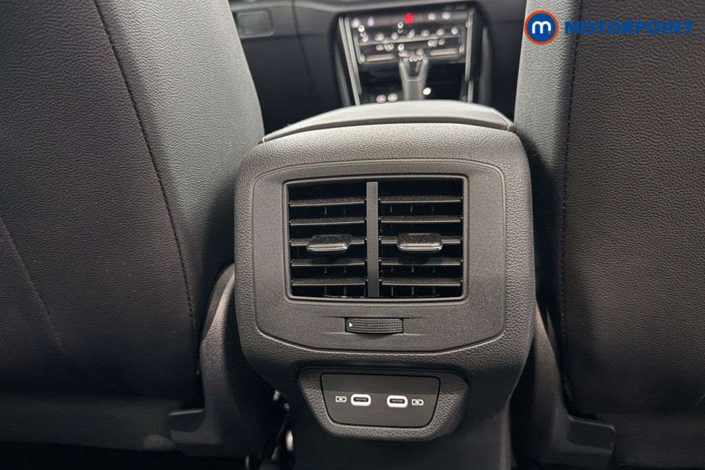 Volkswagen T-Roc R-Line Automatic Petrol SUV - Stock Number (1604807) - 25th supplementary image