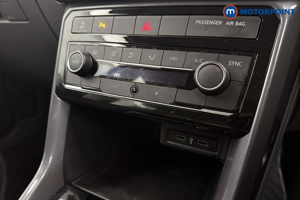 Volkswagen T-Cross SEL Manual Petrol SUV - Stock Number (1604808) - 14th supplementary image