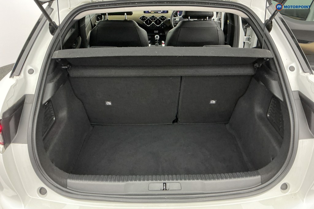 DS Ds 3 Prestige Manual Petrol SUV - Stock Number (1605042) - 4th supplementary image