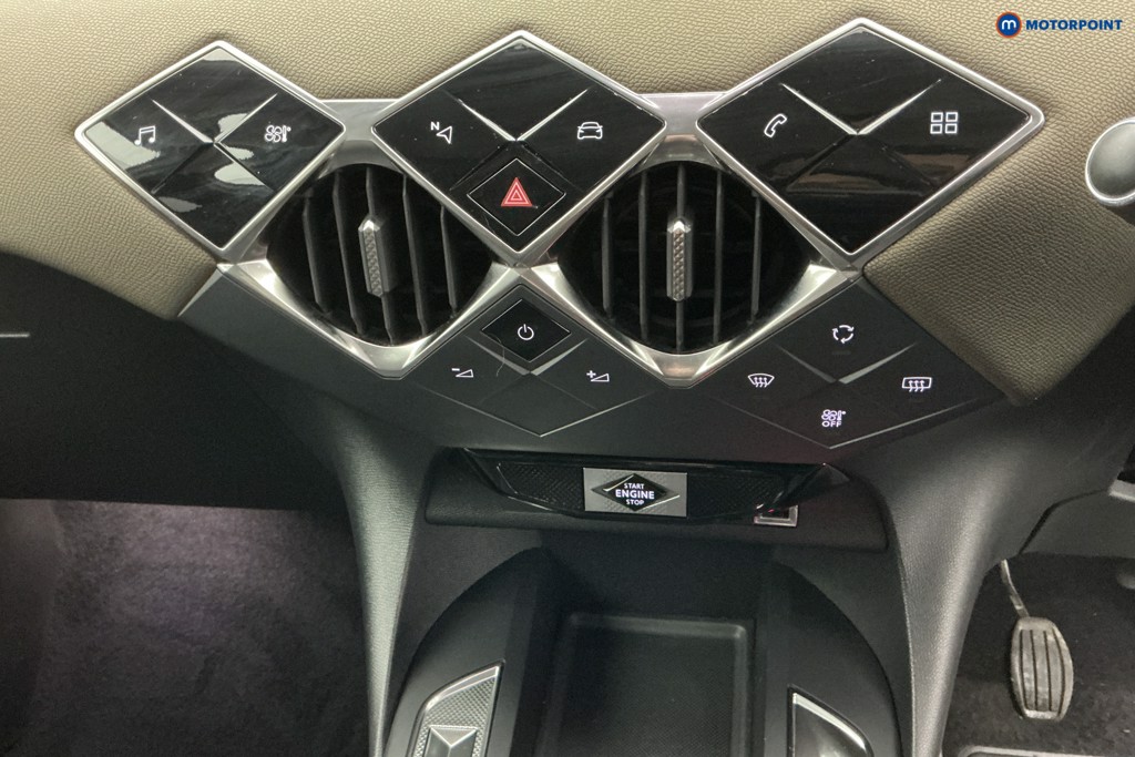 DS Ds 3 Prestige Manual Petrol SUV - Stock Number (1605042) - 20th supplementary image