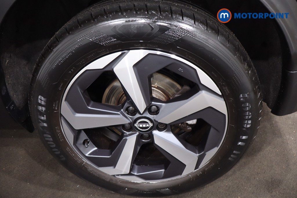 Nissan Qashqai N-Connecta Manual Petrol SUV - Stock Number (1605072) - 12th supplementary image