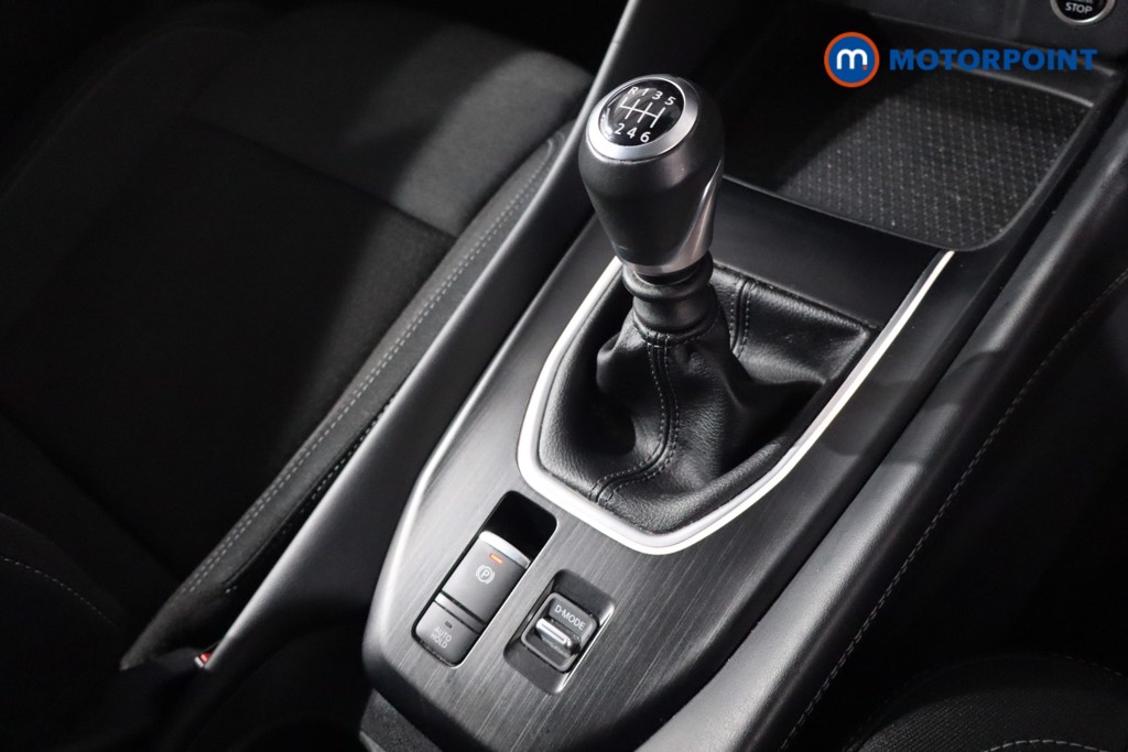 Nissan Qashqai N-Connecta Manual Petrol SUV - Stock Number (1605072) - 19th supplementary image