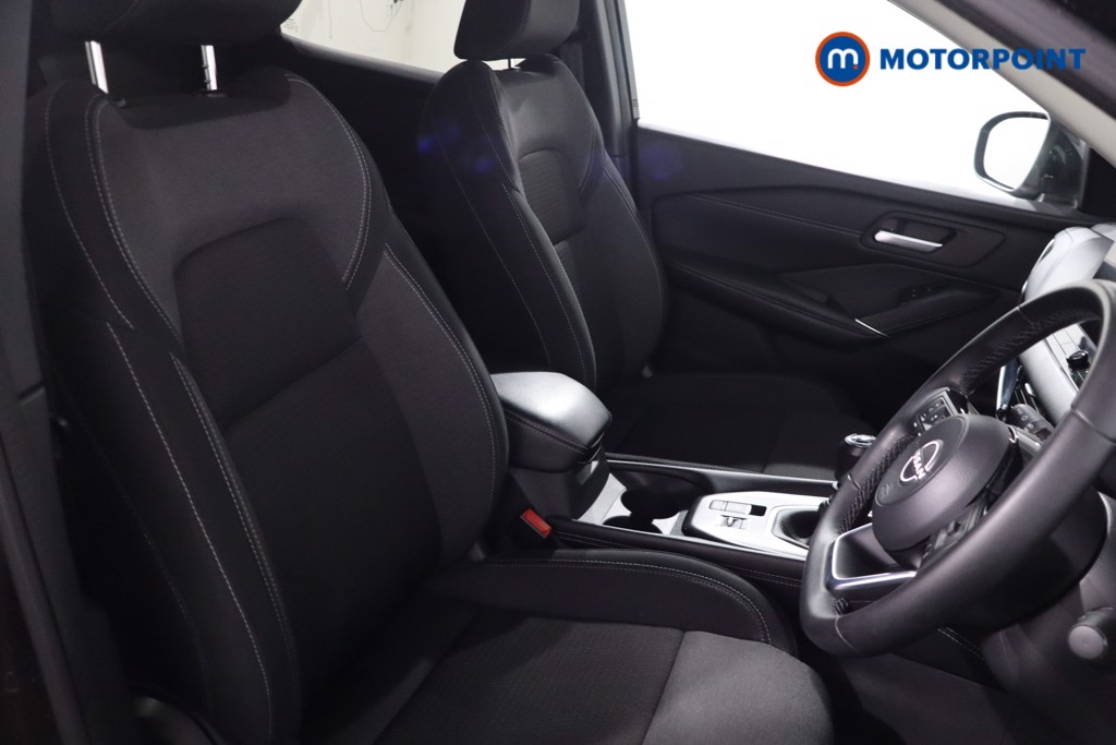 Nissan Qashqai N-Connecta Manual Petrol SUV - Stock Number (1605072) - 23rd supplementary image