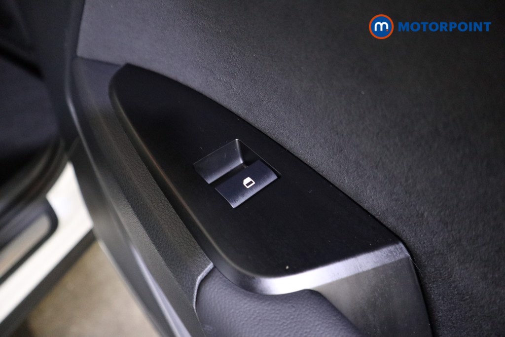 KIA Sportage Gt-Line Automatic Petrol-Electric Hybrid SUV - Stock Number (1605177) - 19th supplementary image