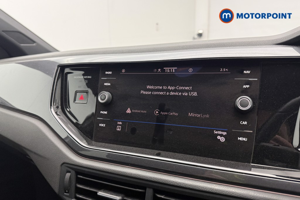 Volkswagen Polo R-Line Manual Petrol Hatchback - Stock Number (1605603) - 14th supplementary image