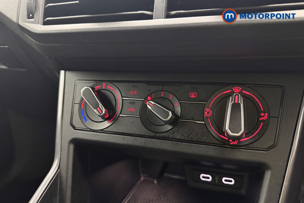Volkswagen Polo R-Line Manual Petrol Hatchback - Stock Number (1605603) - 15th supplementary image