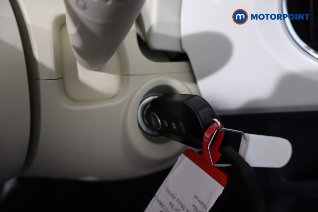 Fiat 500 Lounge Manual Petrol Hatchback - Stock Number (1606085) - 17th supplementary image