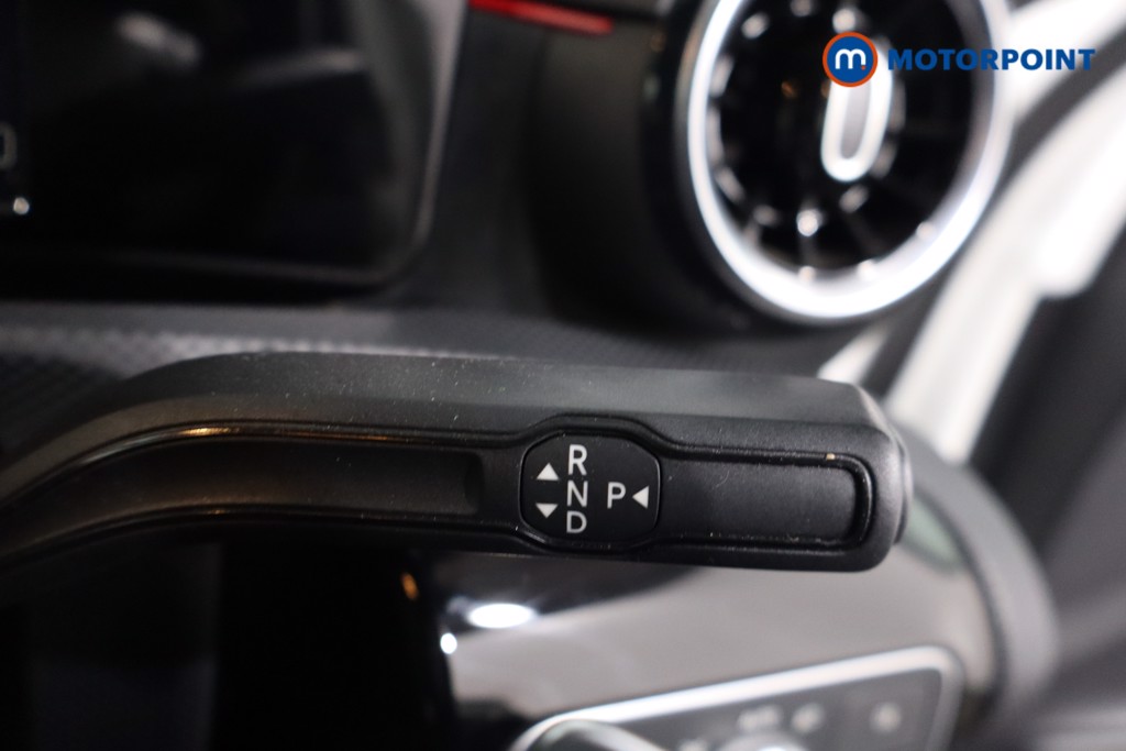 Mercedes-Benz A Class Amg Line Automatic Petrol Hatchback - Stock Number (1606123) - 15th supplementary image