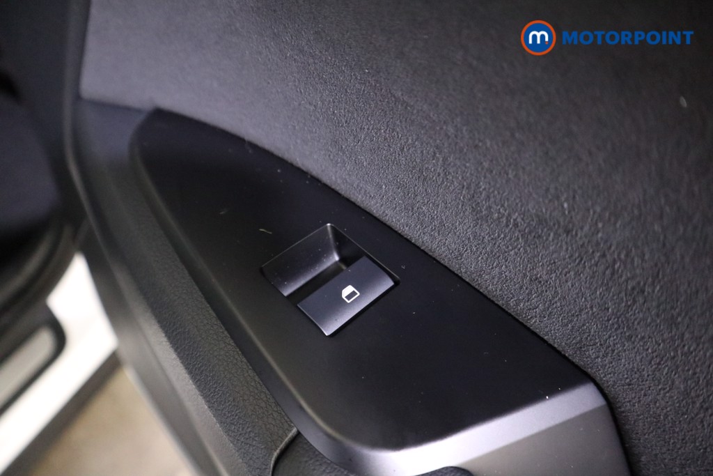 KIA Sportage Gt-Line Automatic Petrol-Electric Hybrid SUV - Stock Number (1606367) - 20th supplementary image