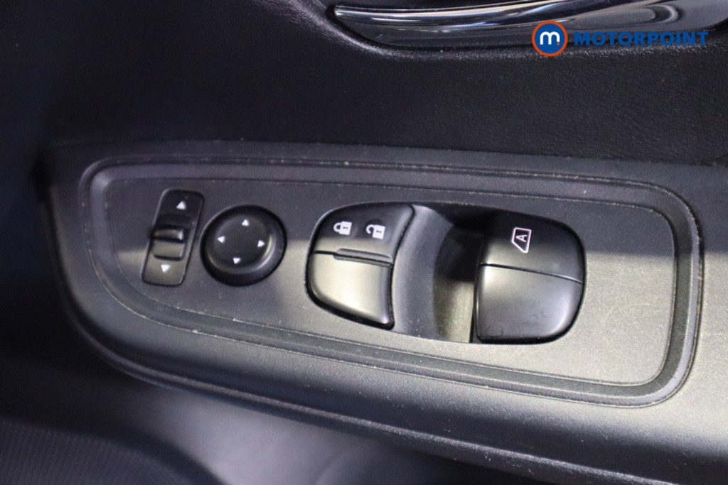 Nissan Micra Acenta Manual Petrol Hatchback - Stock Number (1606482) - 11th supplementary image