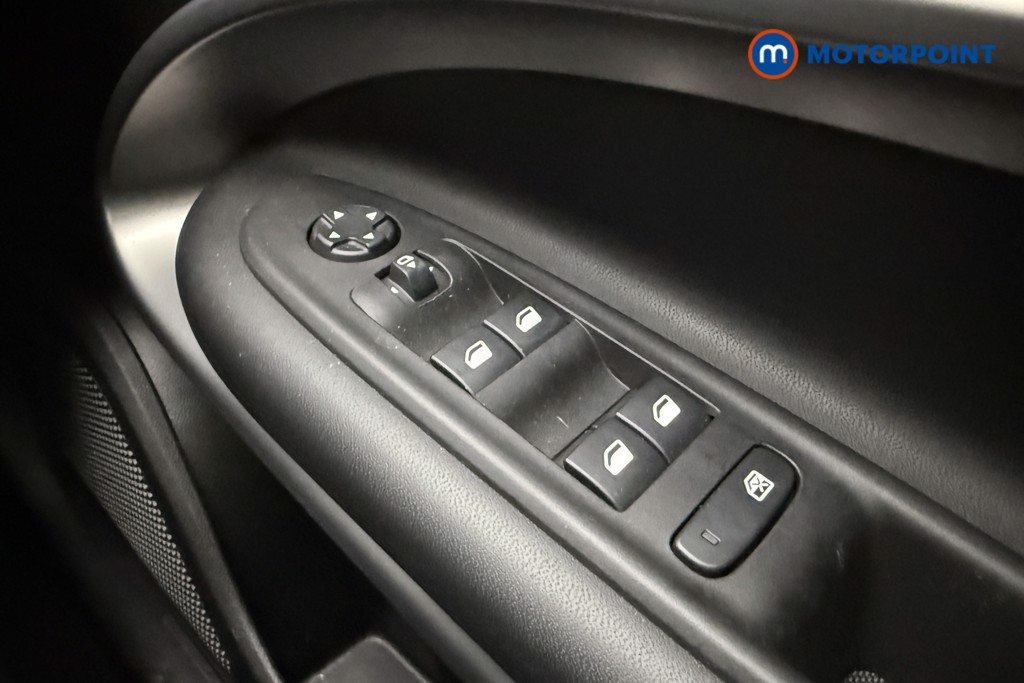 Jeep Avenger Summit Automatic Electric SUV - Stock Number (1606550) - 16th supplementary image