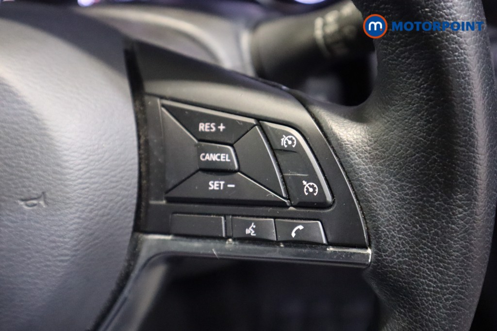 Nissan Juke N-Connecta Manual Petrol SUV - Stock Number (1606684) - 13th supplementary image